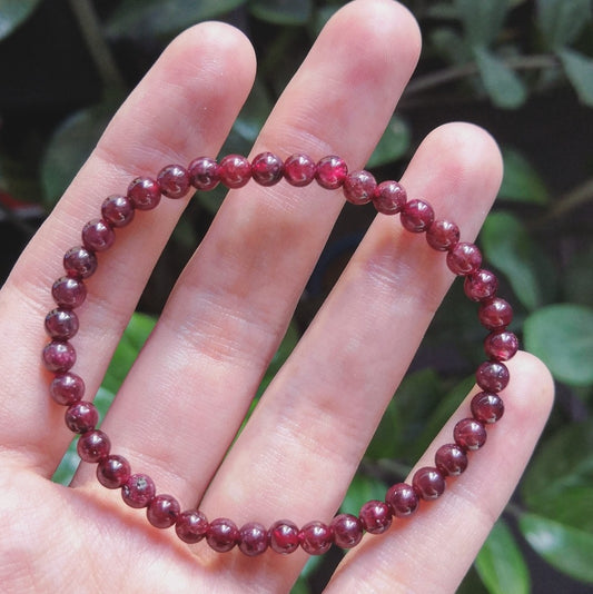 Bracelet rond - Grenat almandin - Vitalité