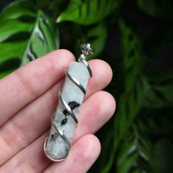 Pendentif de Péristérite (labradorite blanche) ~ Intuition