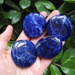 Galet de Sodalite ~ Intuition