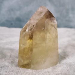 Pointe de Citrine naturelle de Madagascar (6cm, 85g)