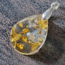 Pendentif de Phénacite et résine ~ Clarté