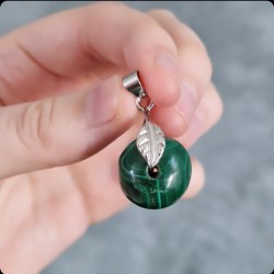 Pendentif de Malachite ~ Féminin sacré