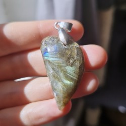 Pendentif de Labradorite multicolore ~ Paix de l'esprit