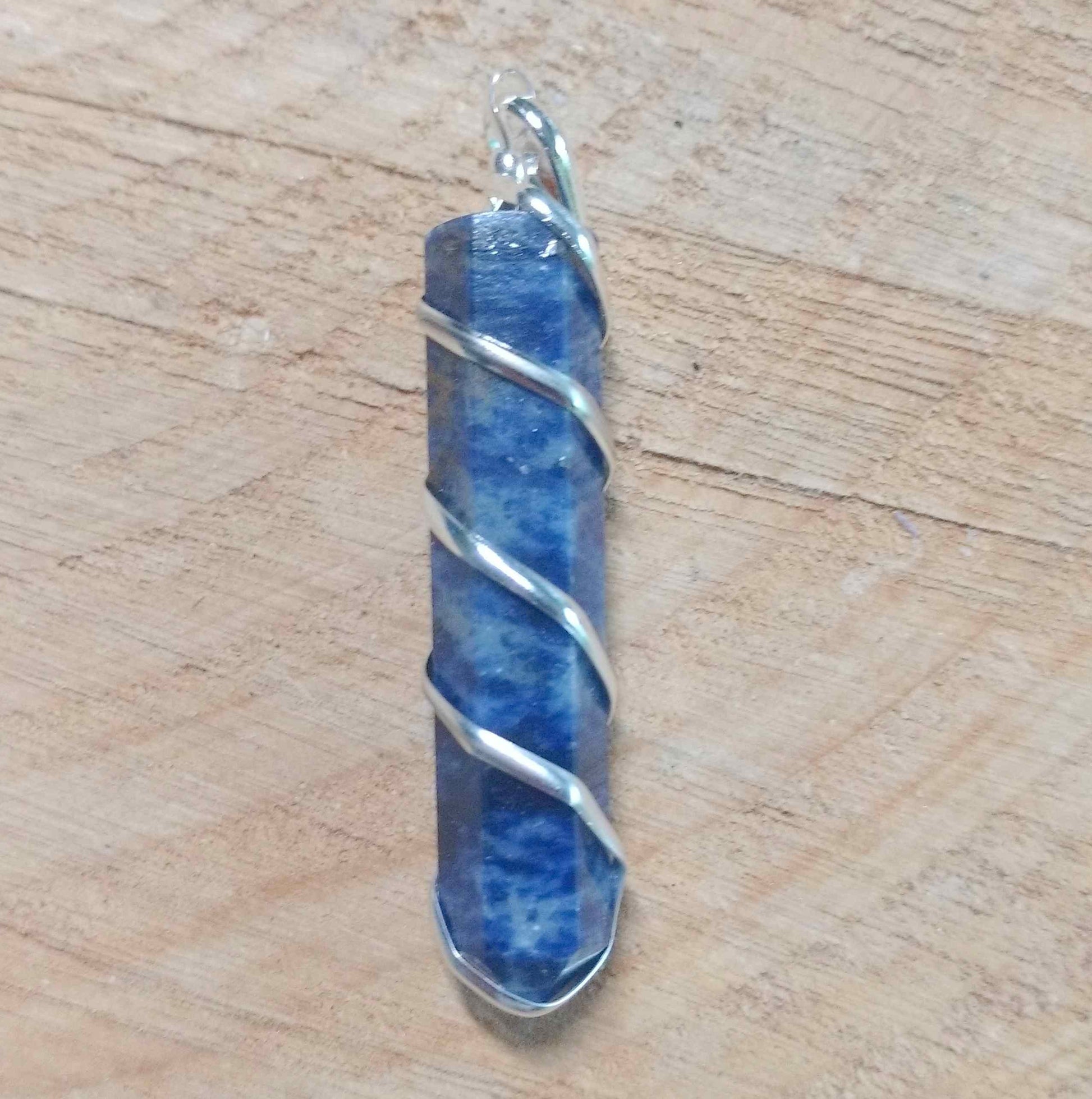Sodalite brute ~ Intuition
