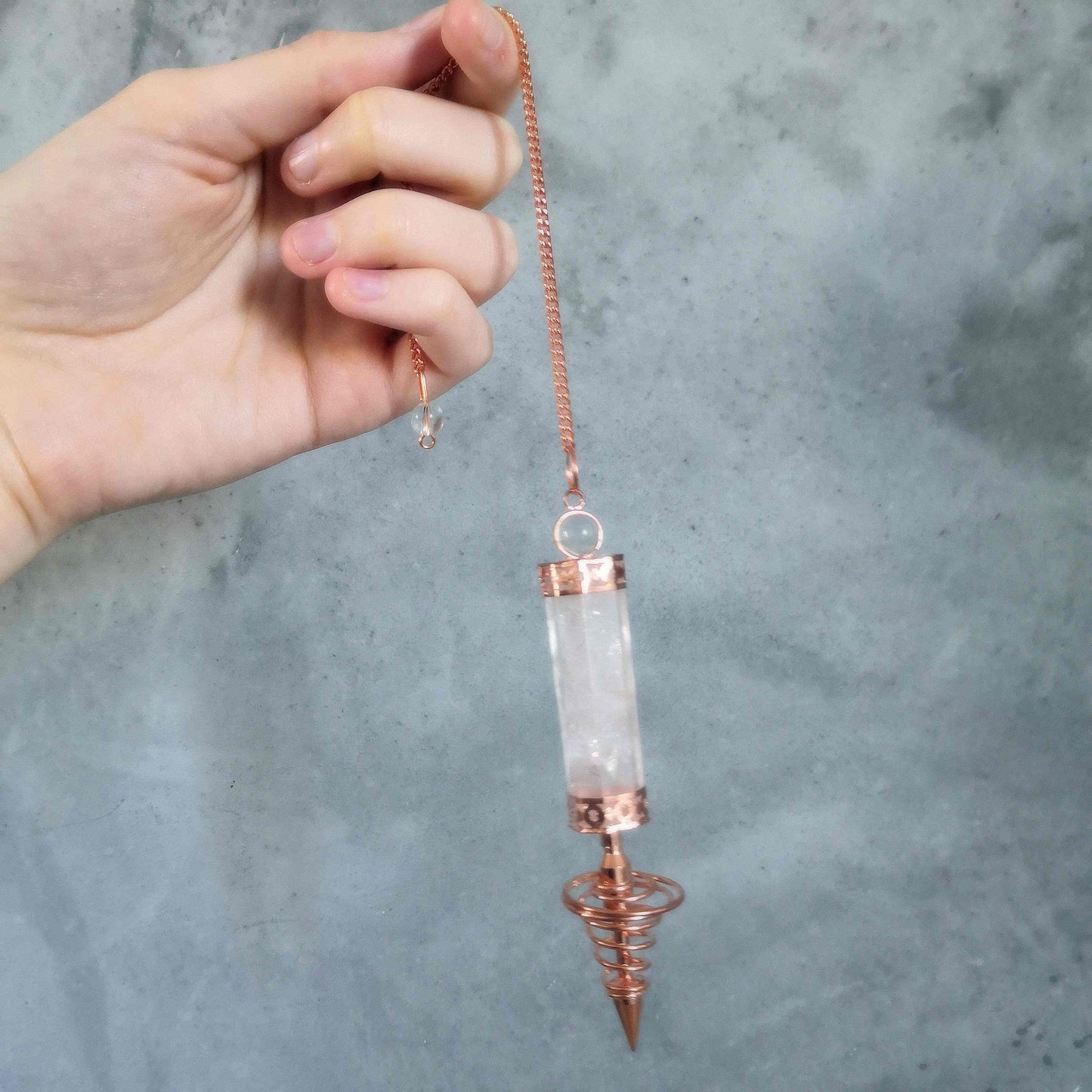 Pendule Cristal de roche et Spirale cuivrée