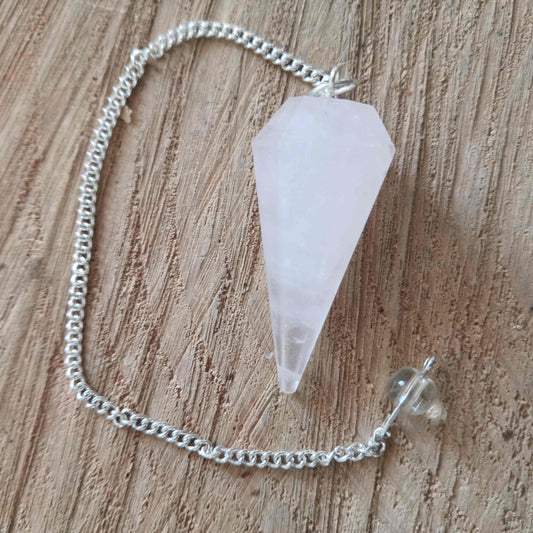 Pendule Triangle en Quartz rose