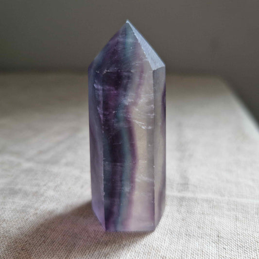 Pointe de Fluorite multicolore