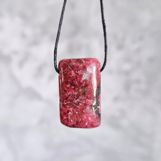 Pendentif Thulite ~ Antistress