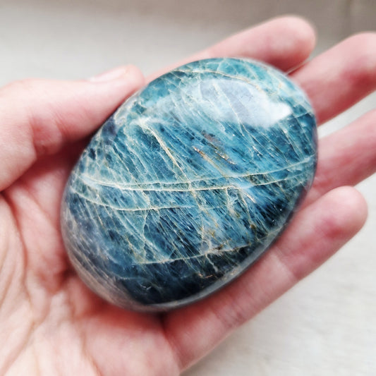 Galet - Apatite bleue - Motivation
