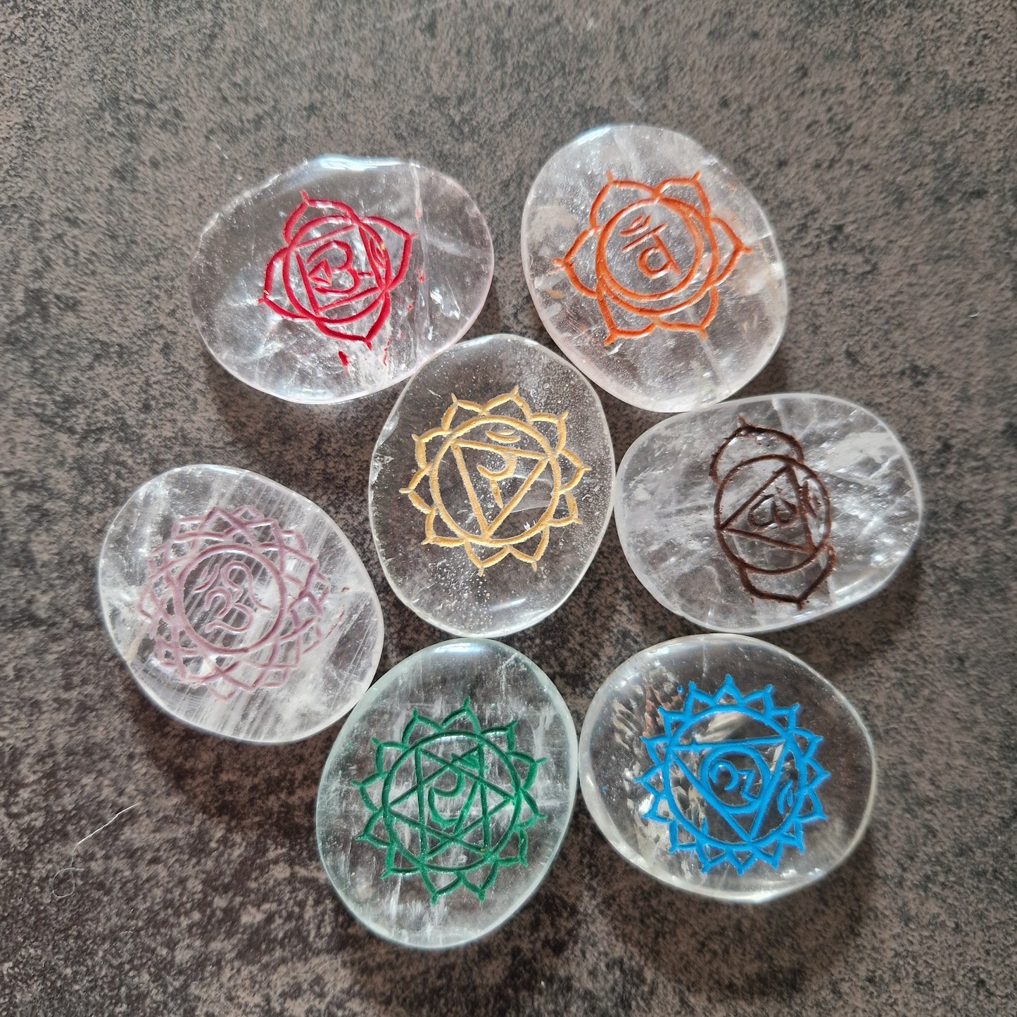 Kit de galets chakras - Cristal de roche - Purification