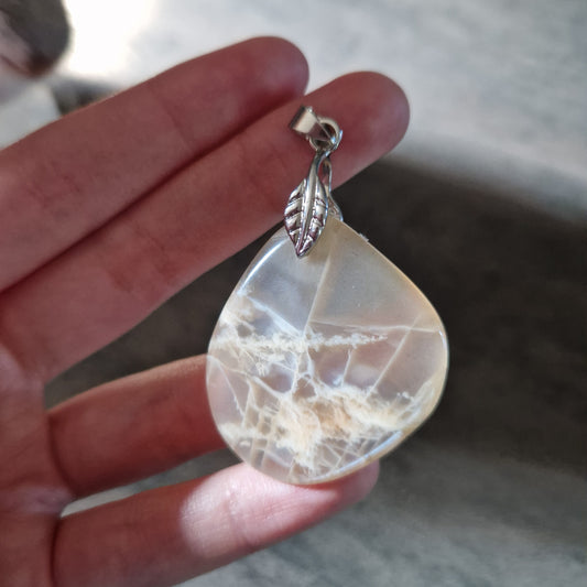 Pendentif - Pierre de lune blanche - Intuition