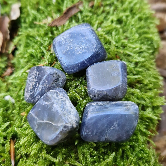 Pierre roulée - Cordiérite - Troisième œil